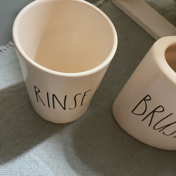 Sold:Rae Dunn bathroom set - Picture 3 of 12